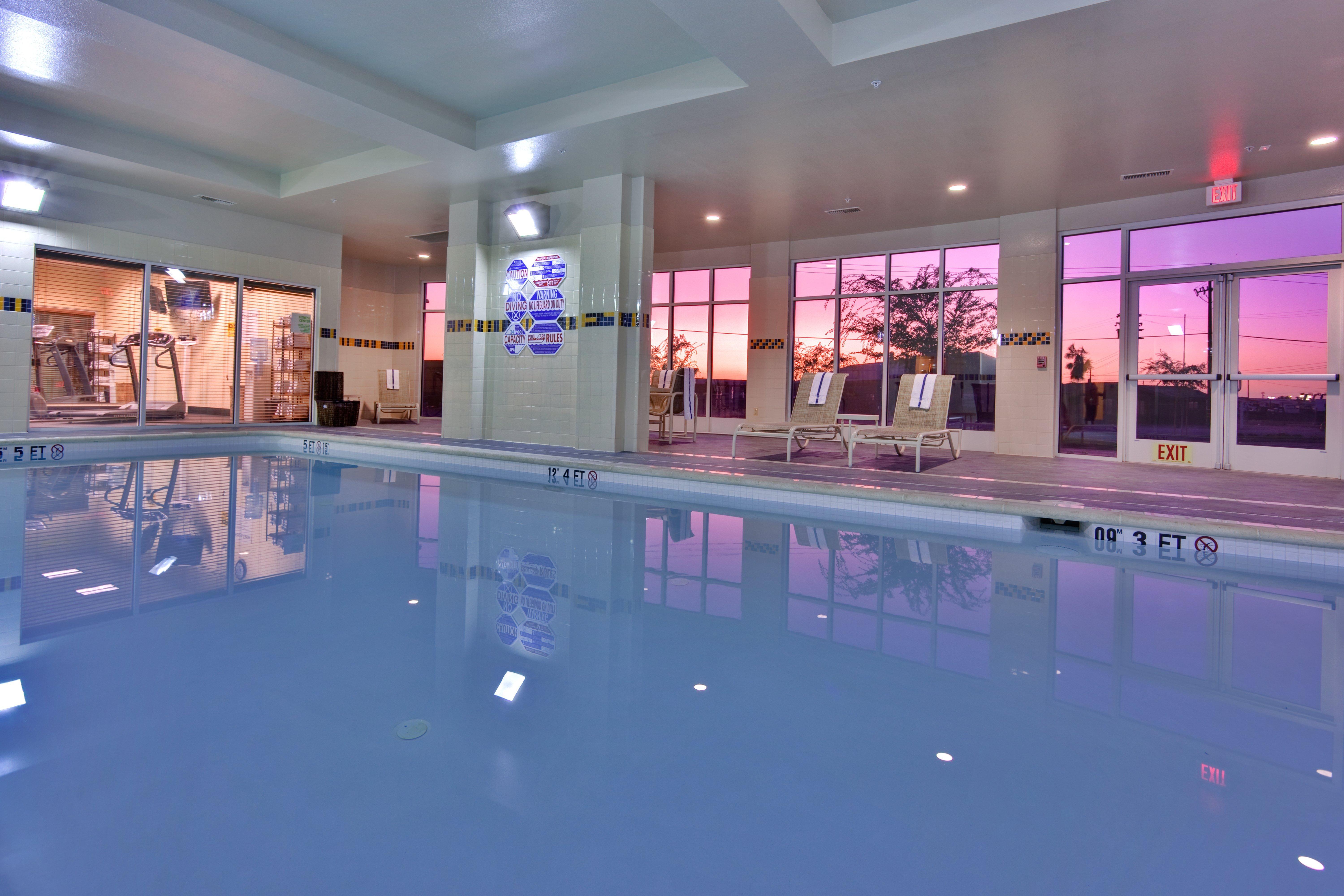Holiday Inn & Suites Bakersfield, An Ihg Hotel Kemudahan gambar